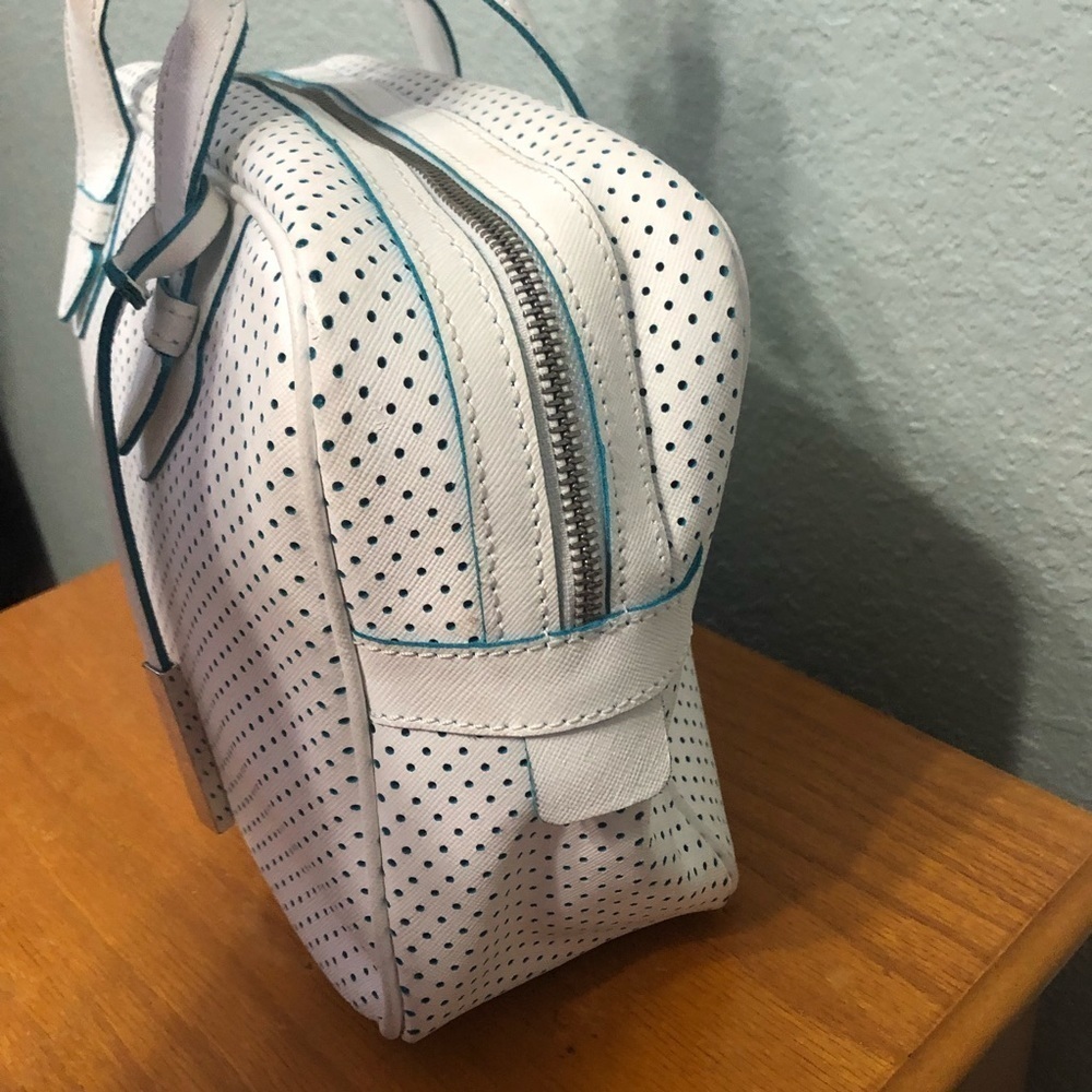 Beautiful INNUEN bag made in Italy